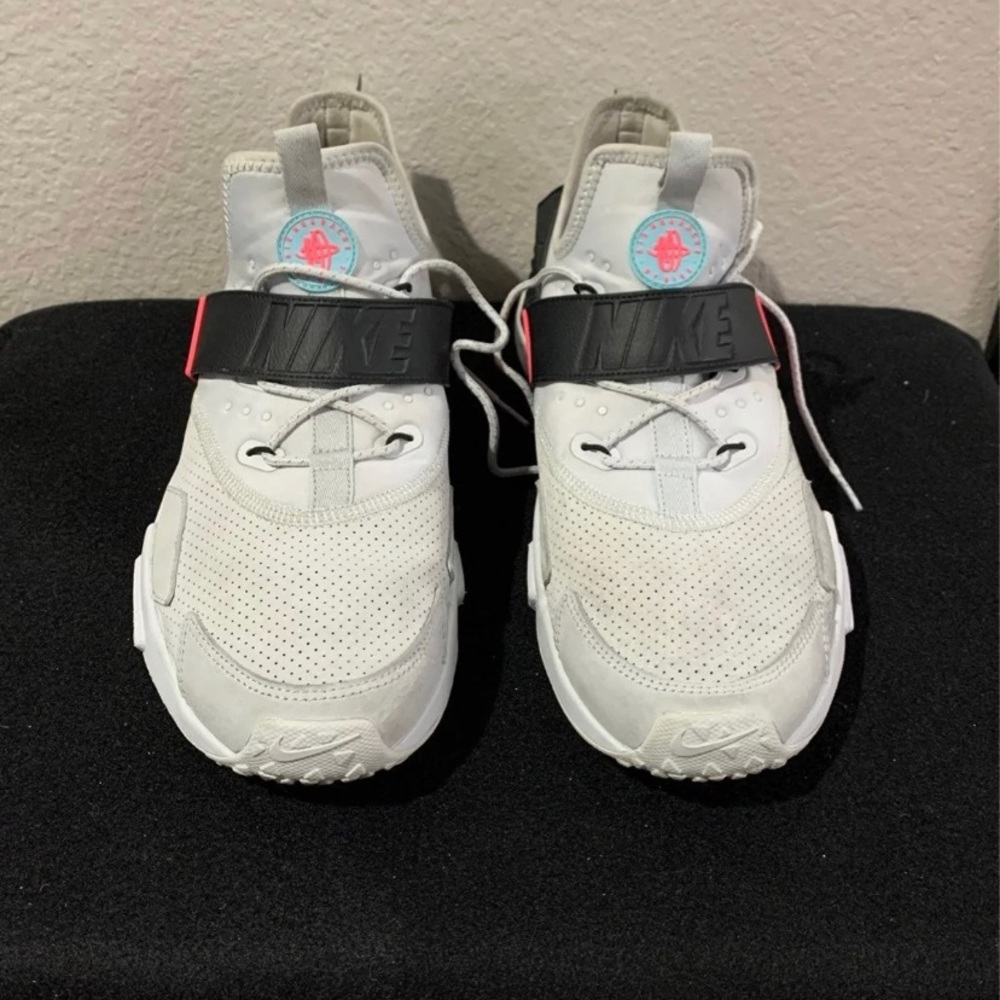 Nike Air Huarache Drift Shoes